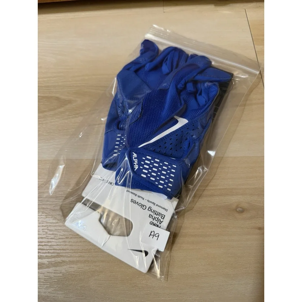 Nike Alpha Batting Gloves Unisex Medium Youth Royal Blue Diamond Baseball NEW